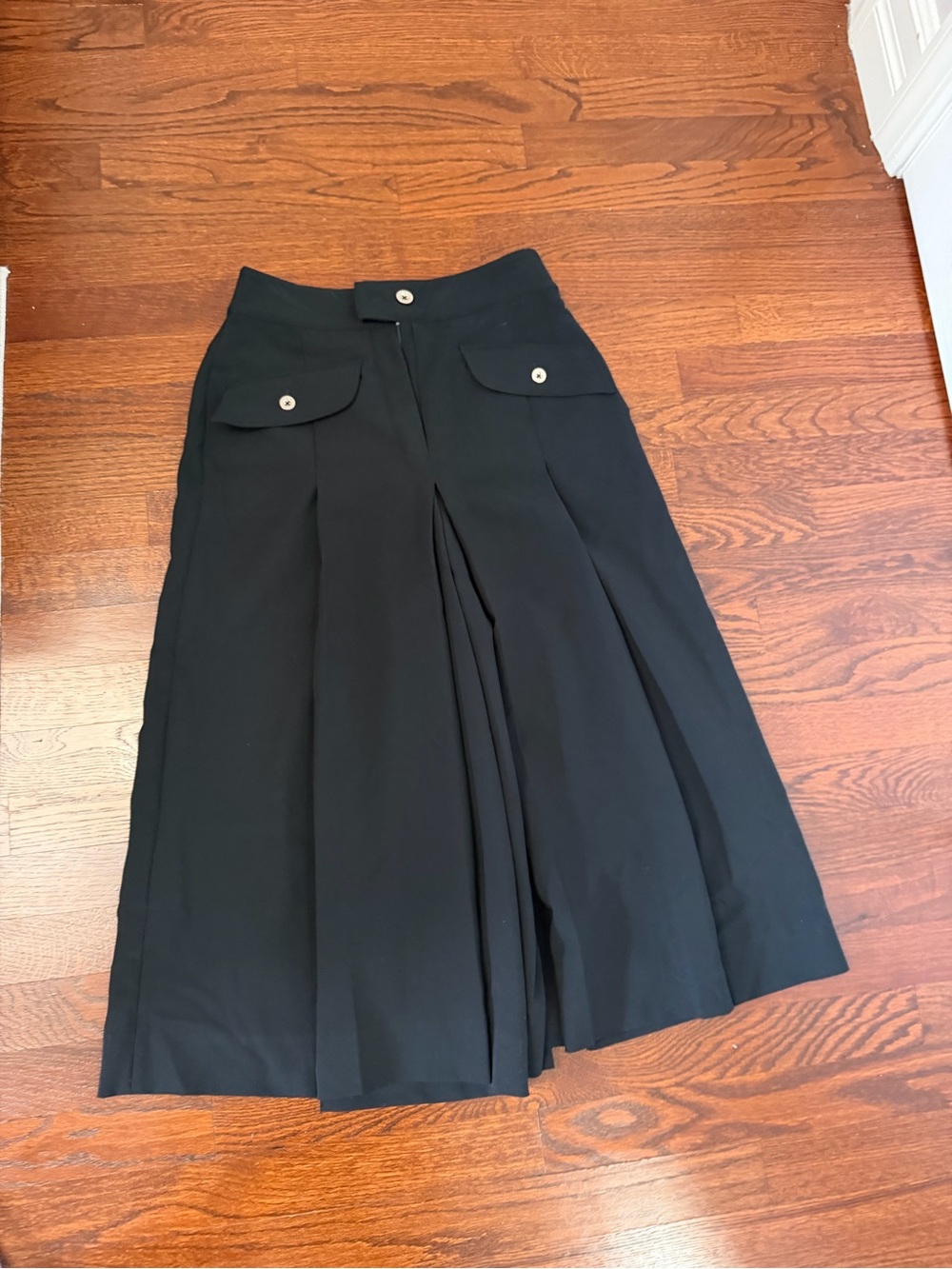 Women’s Black A-Line super wide pants with Front Pleats